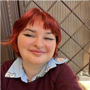 Sono Carolina Maccione, 19 anni… diplomata in scienze umane posso dare ripetizioni di italiano